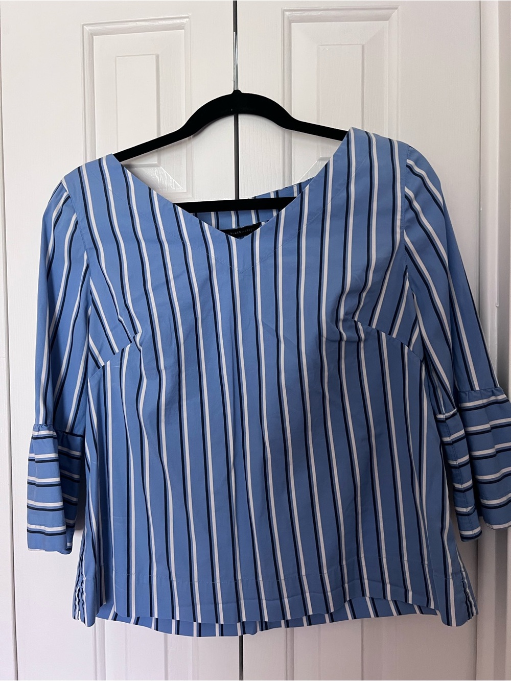 White House Black Market Blue & White Striped V-Neck Blouse